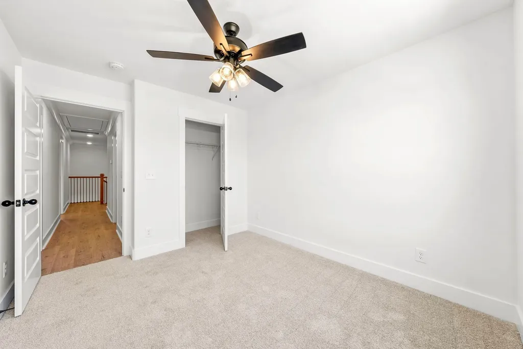 513 Charleston Cove Clarksville TN 37043