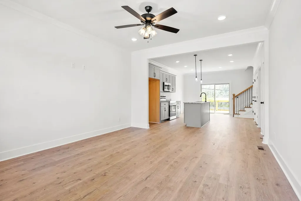 513 Charleston Cove Clarksville TN 37043