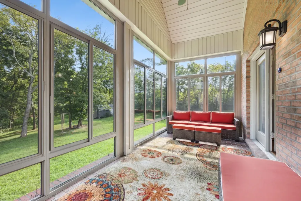 1208 Davidson Lane Columbia TN 38401