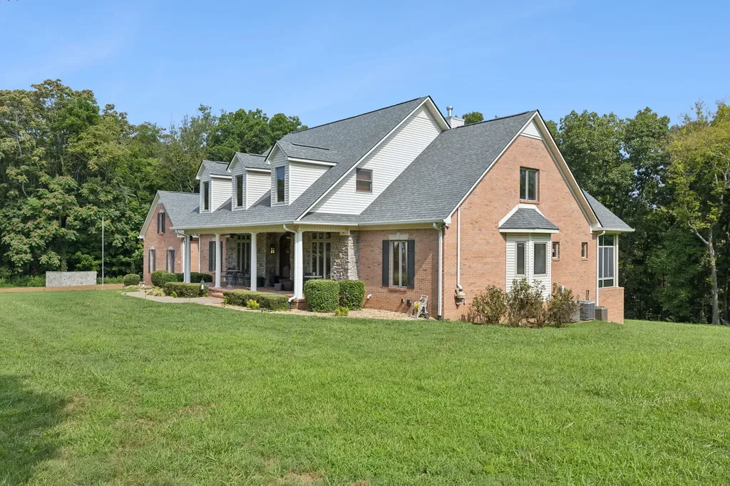 1208 Davidson Lane Columbia TN 38401