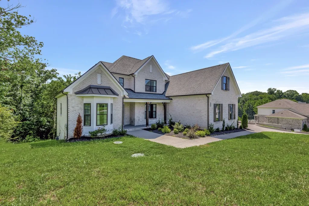 4 Elissa Place Hendersonville TN 37075