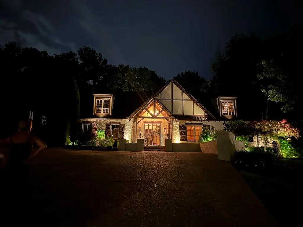 3807 Harding Place Nashville TN 37215