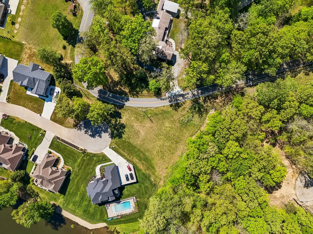 18 Setters Ln, W Tullahoma TN 37388