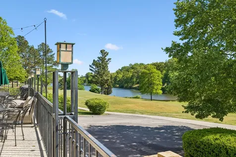 18 Setters Ln, W Tullahoma TN 37388