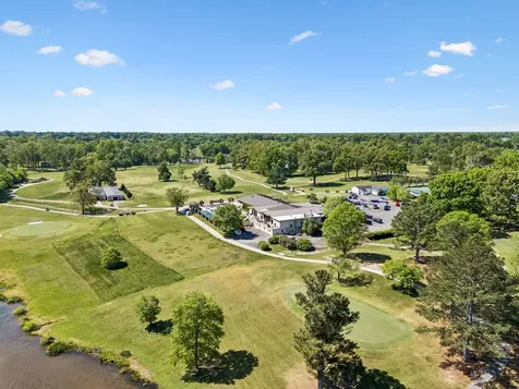 18 Setters Ln, W Tullahoma TN 37388