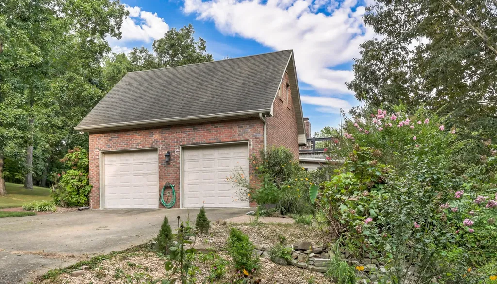 911 Stephen Drive Clarksville TN 37043