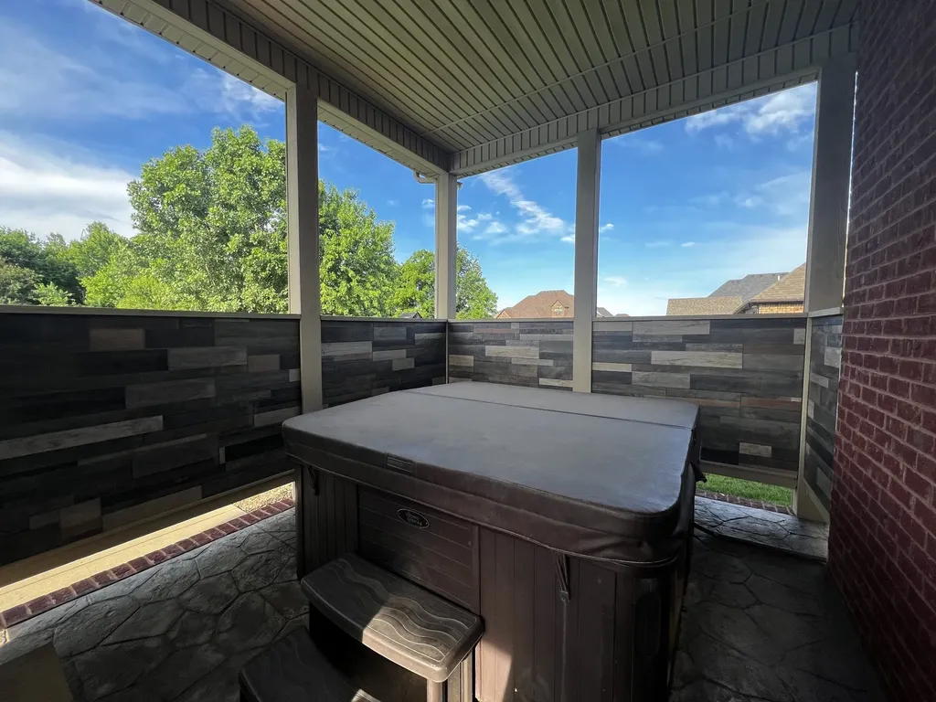 1956 Boyer Boulevard Clarksville TN 37043