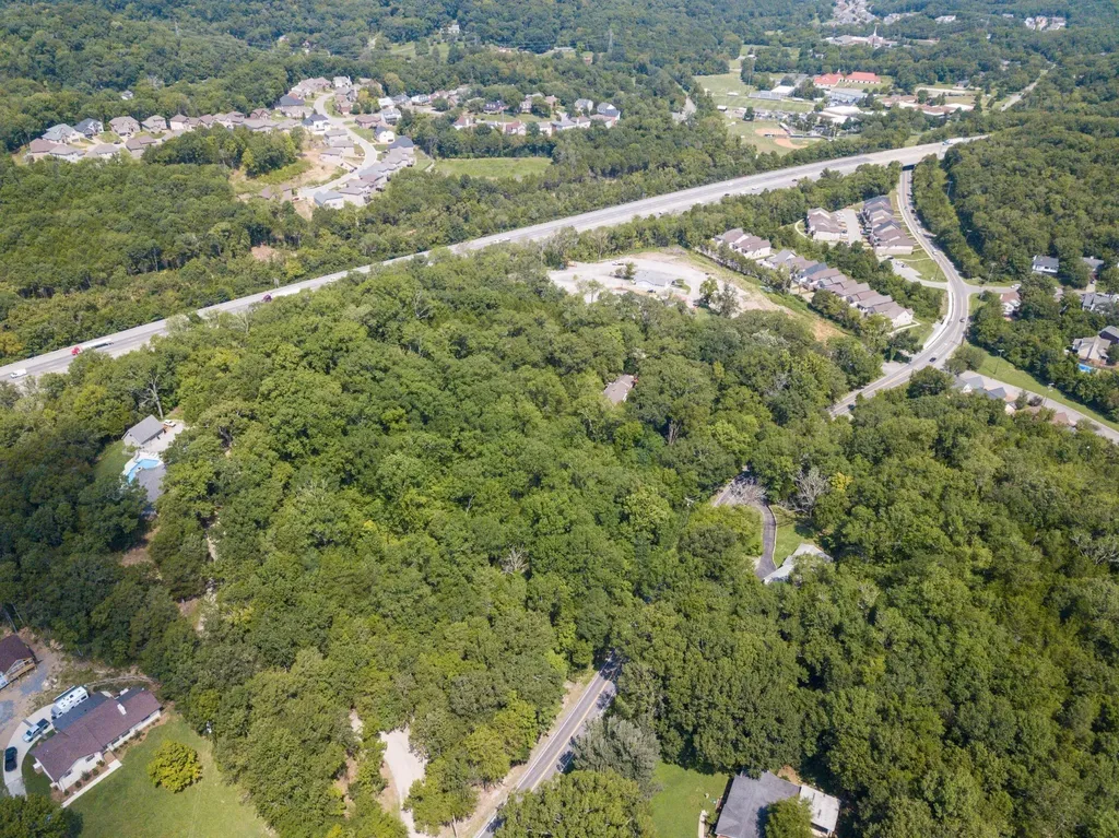 7677 Sawyer Brown Road Nashville TN 37221