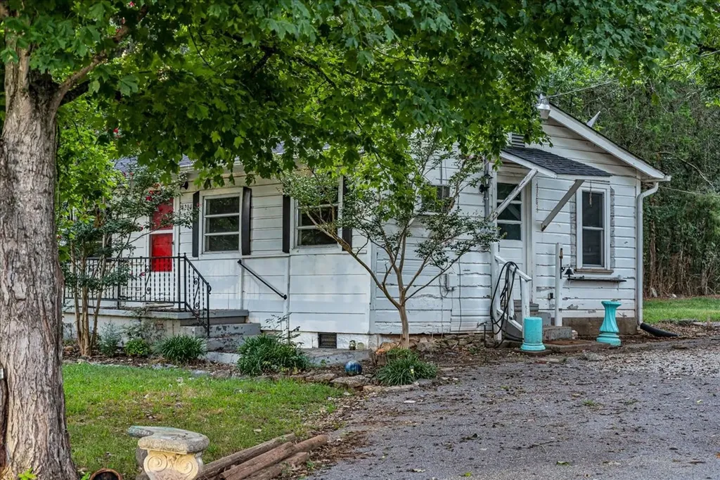 4204 Leanna Road Murfreesboro TN 37129