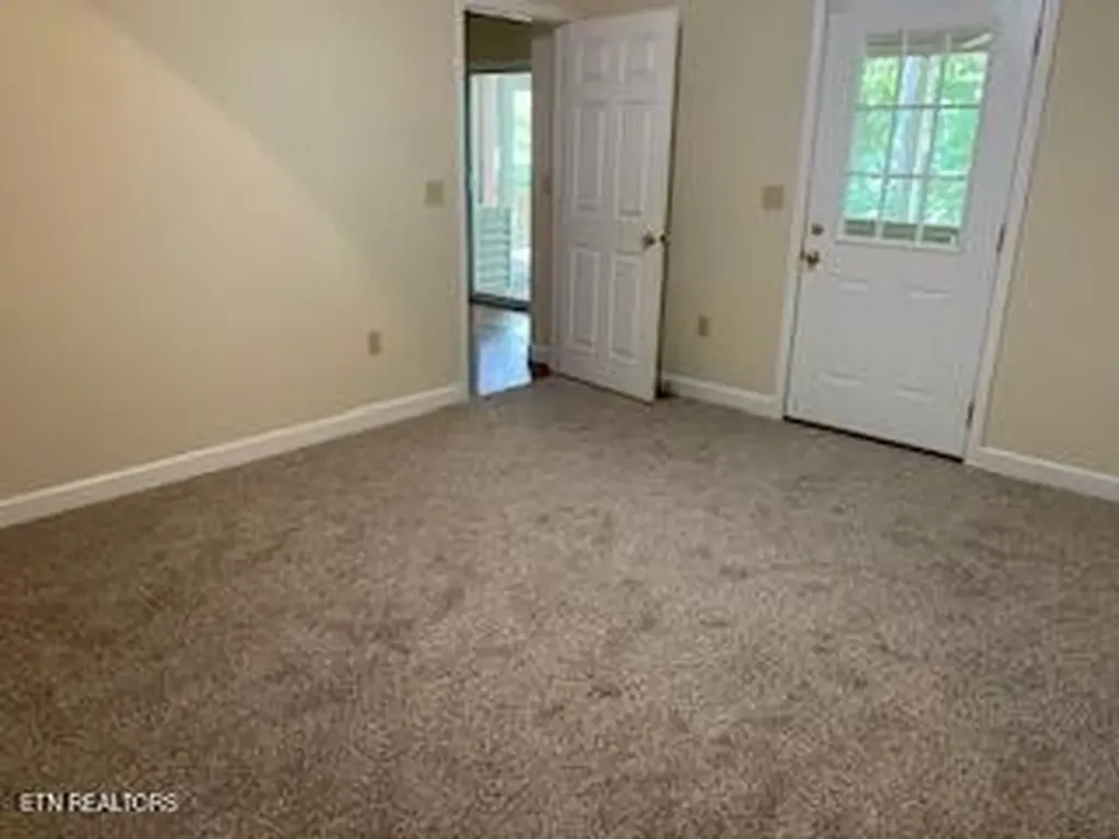 348 Lakeview Drive Crossville TN 38558