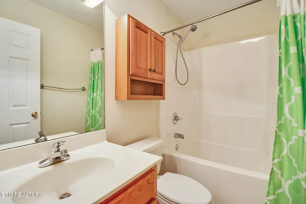 348 Lakeview Drive Crossville TN 38558