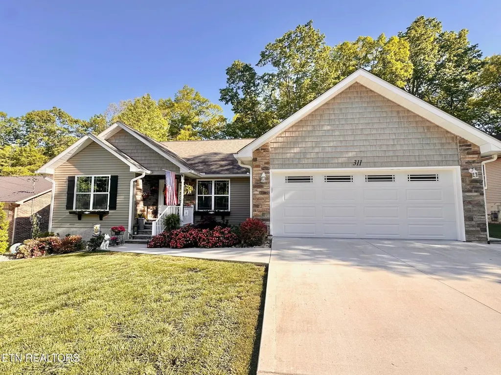 311 Lakeview Drive Crossville TN 38558