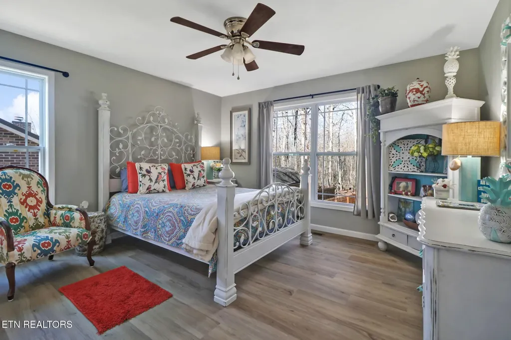 311 Lakeview Drive Crossville TN 38558