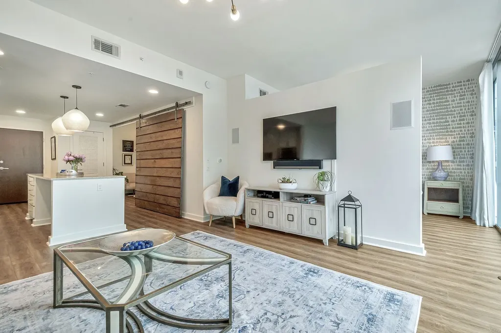 1212 Laurel Street Nashville TN 37203