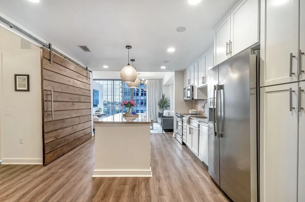 1212 Laurel Street Nashville TN 37203