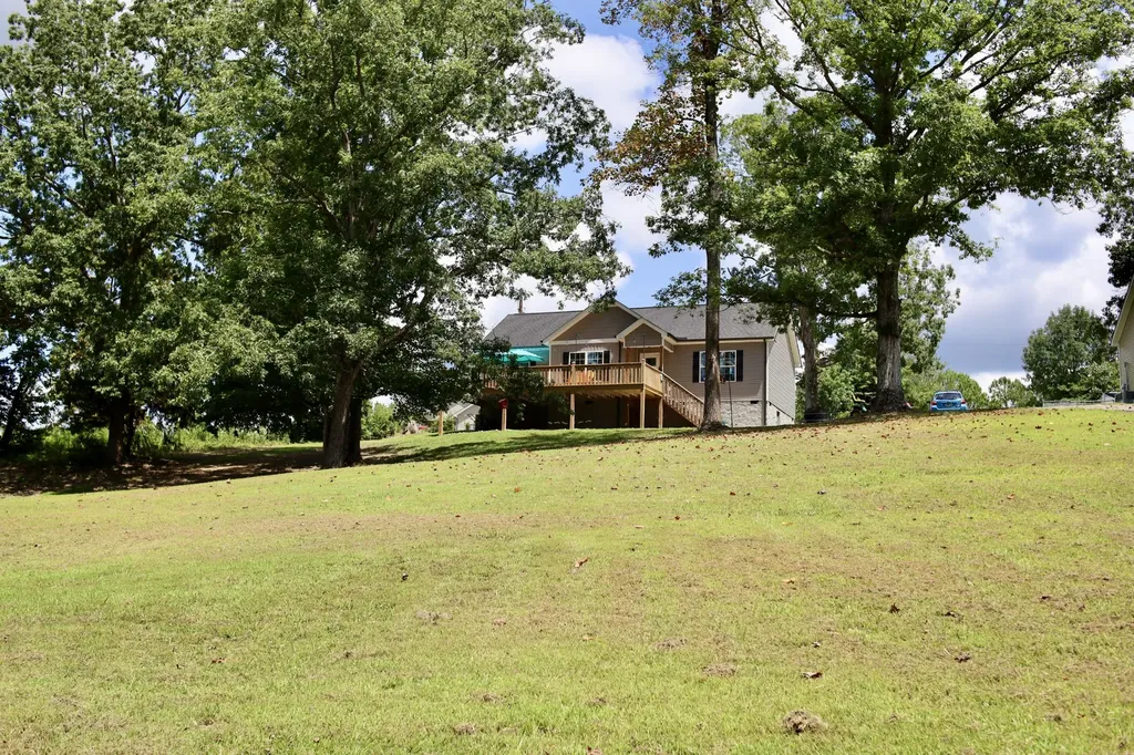 746 Nels Adams Road Dickson TN 37055