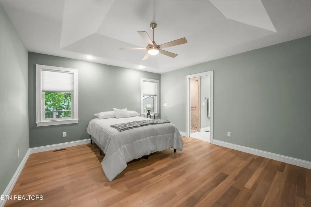 12 Edgemere Court Crossville TN 38558