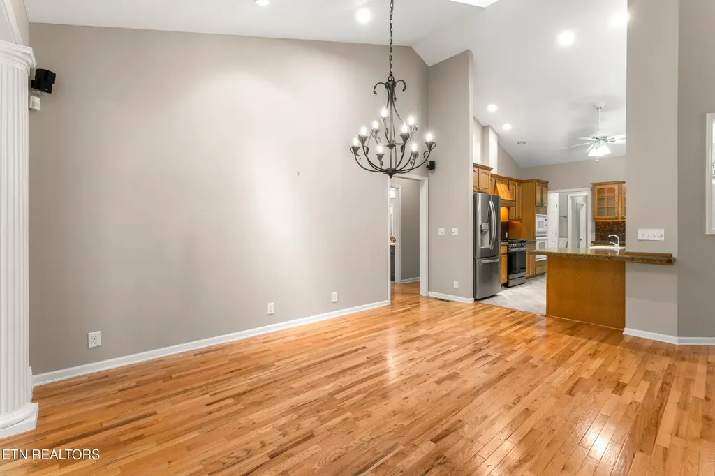 123 Inata Circle Loudon TN 37774
