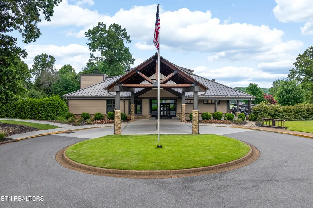 123 Inata Circle Loudon TN 37774