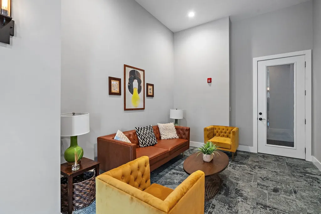 1077 E Trinity Lane Nashville TN 37216