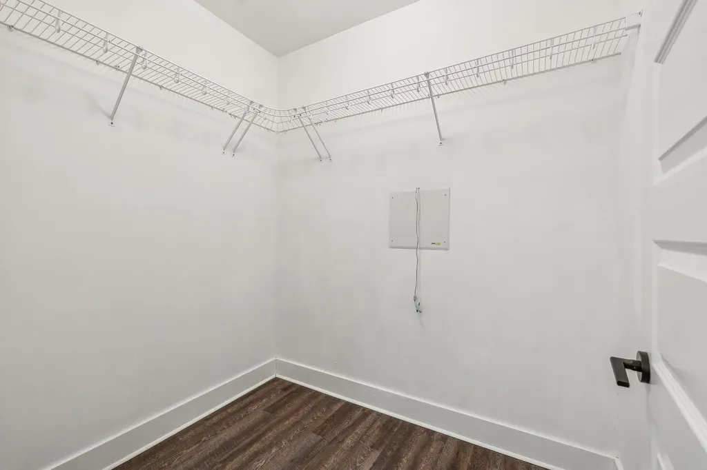 1077 E Trinity Lane Nashville TN 37216