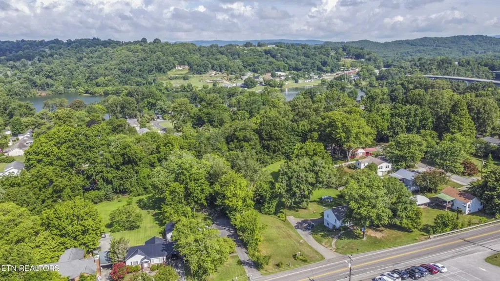 509 Race Street Kingston TN 37763