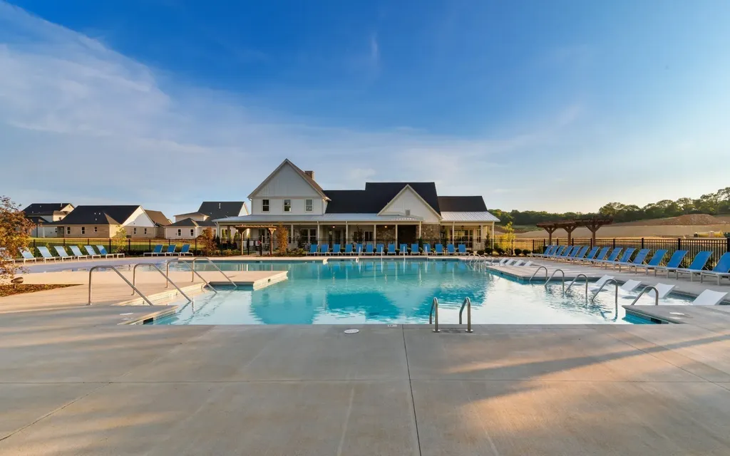 7541 Sutcliff Drive College Grove TN 37046