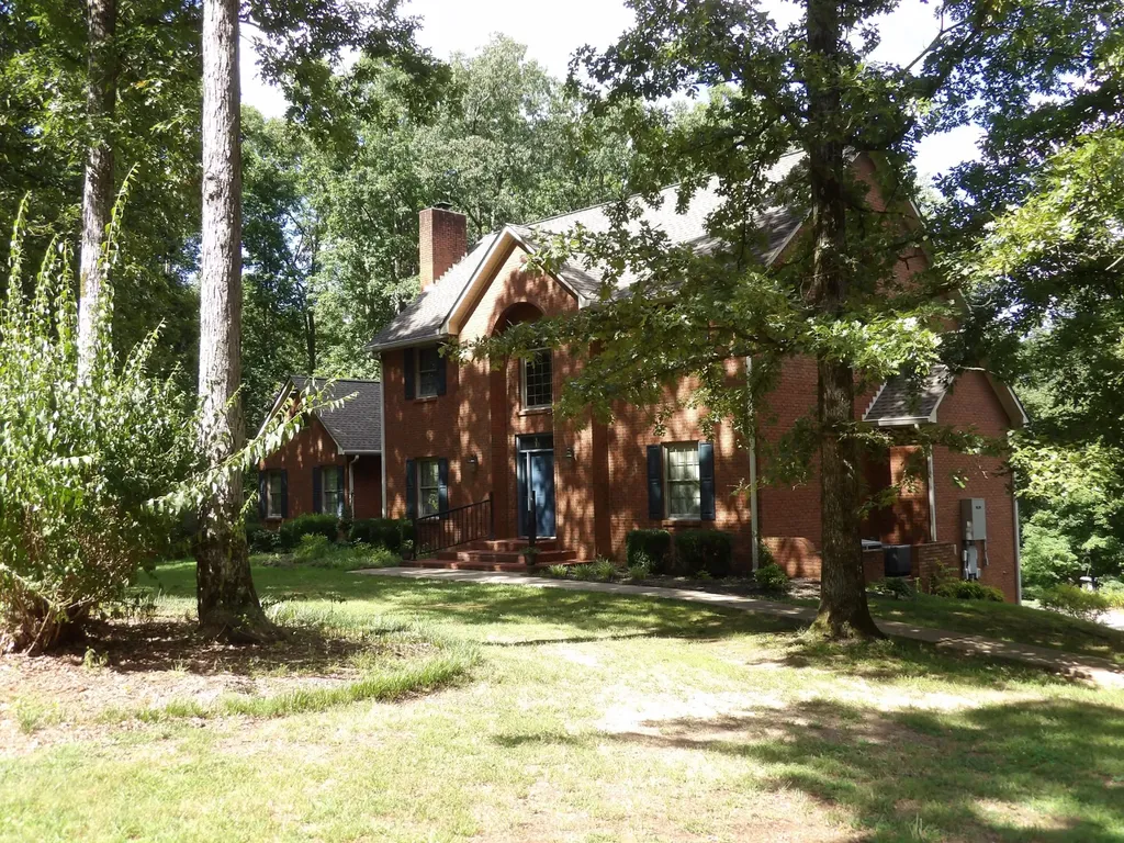 570 Gregson Place Waverly TN 37185
