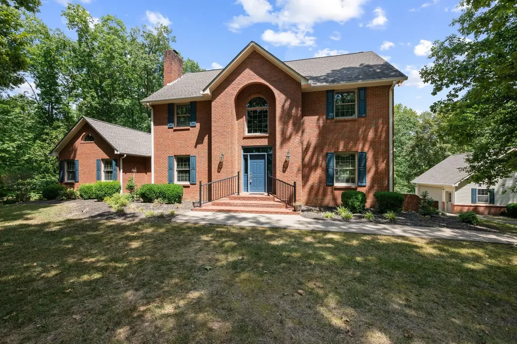 570 Gregson Place Waverly TN 37185