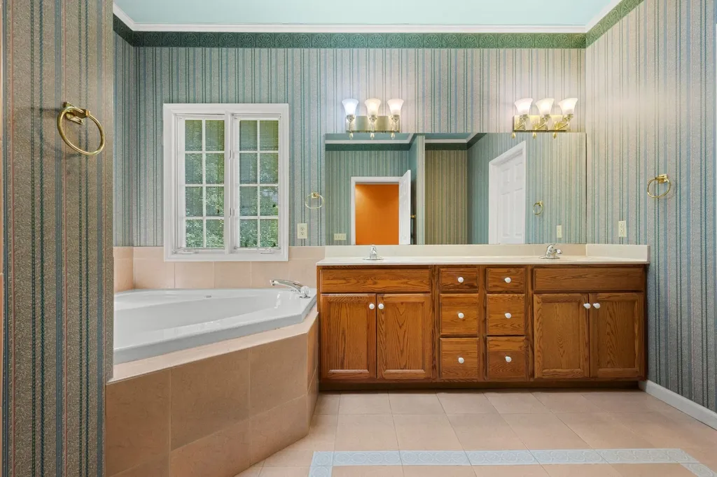 570 Gregson Place Waverly TN 37185