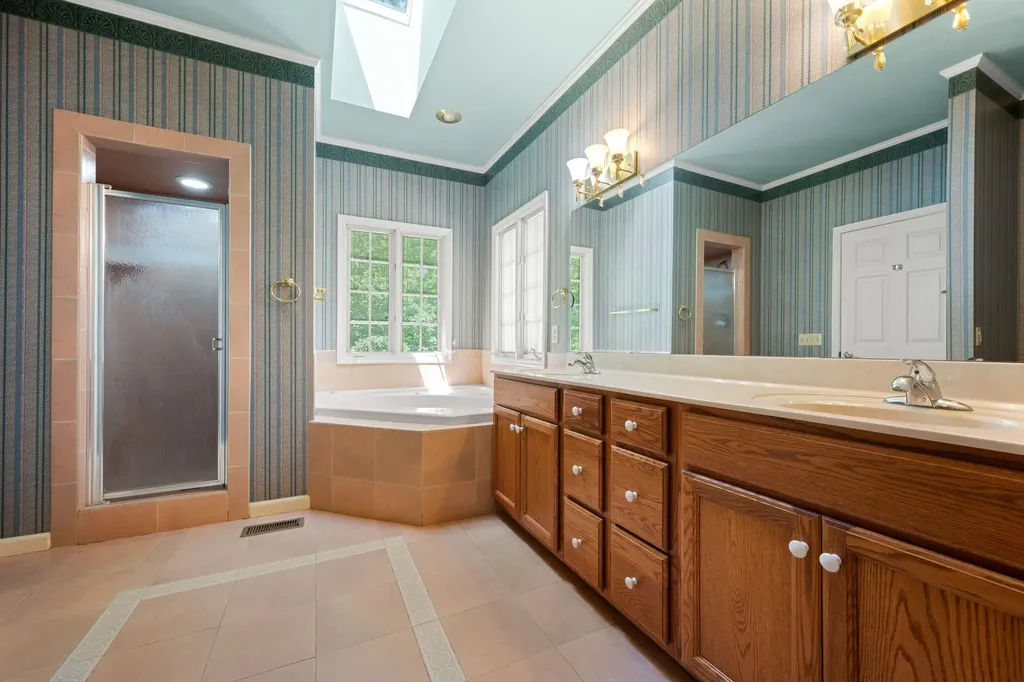 570 Gregson Place Waverly TN 37185