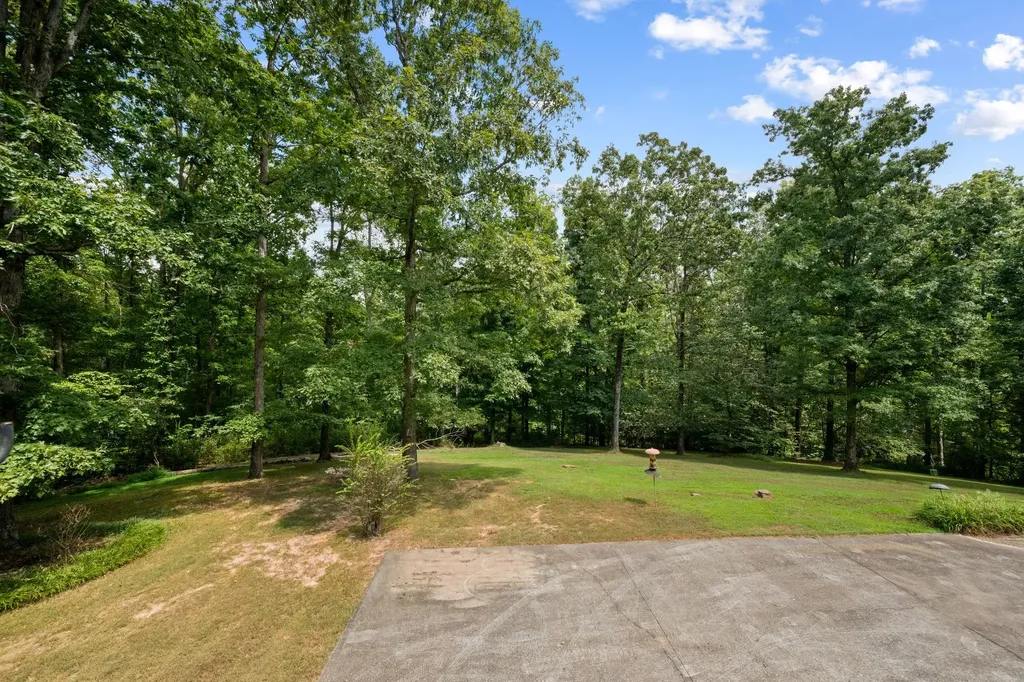 570 Gregson Place Waverly TN 37185