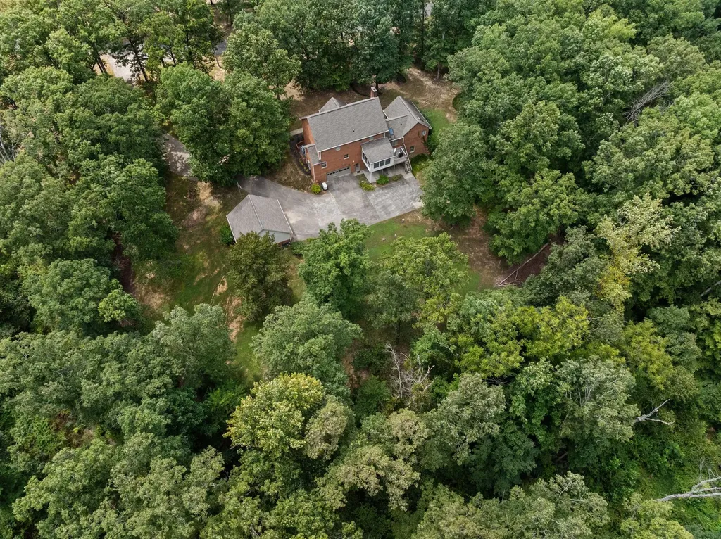 570 Gregson Place Waverly TN 37185