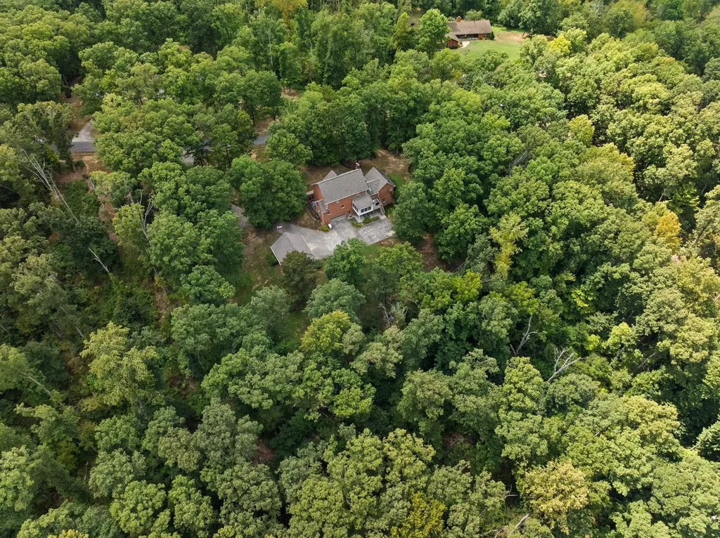570 Gregson Place Waverly TN 37185