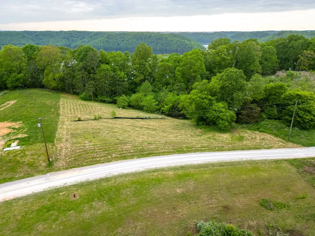 0 Lake Bluff Red Baxter TN 38544