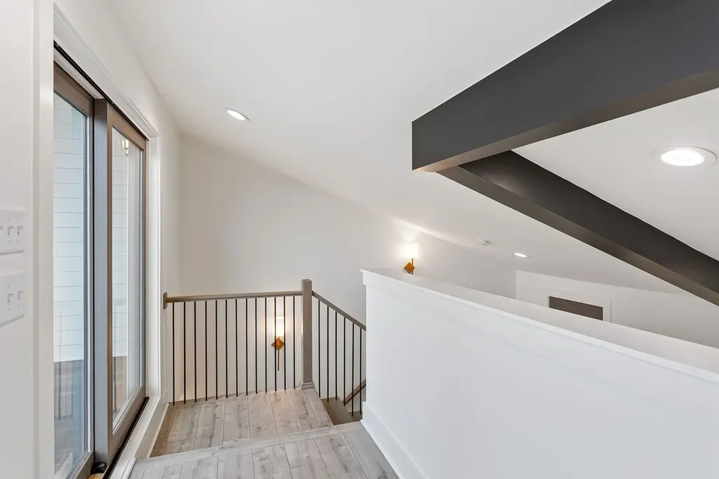1009 Summit Avenue Nashville TN 37203