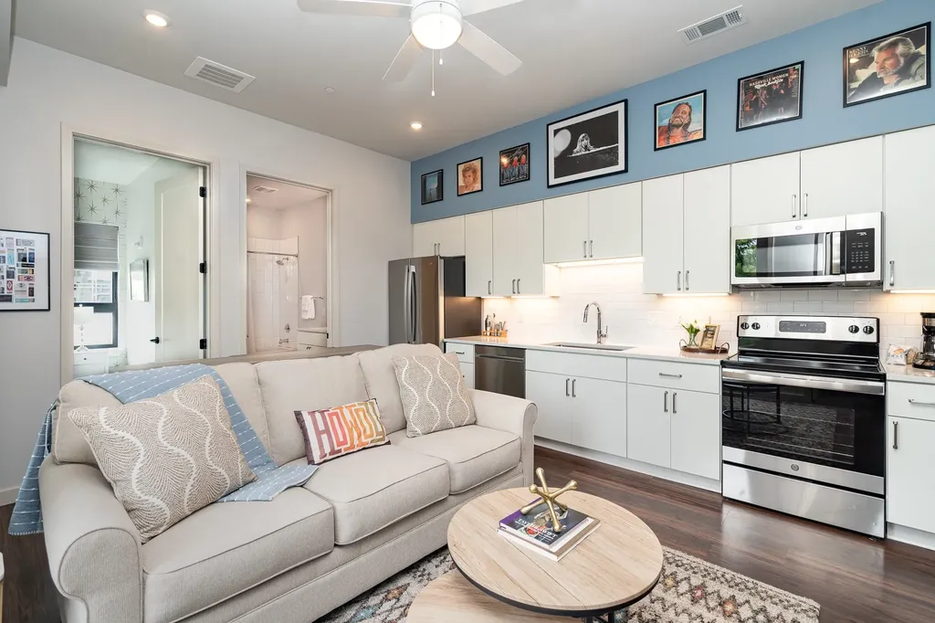 1014 16th Ave, S Nashville TN 37212