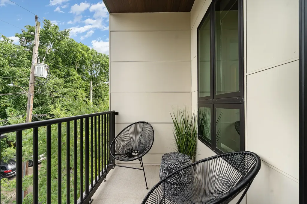 1014 16th Ave, S Nashville TN 37212