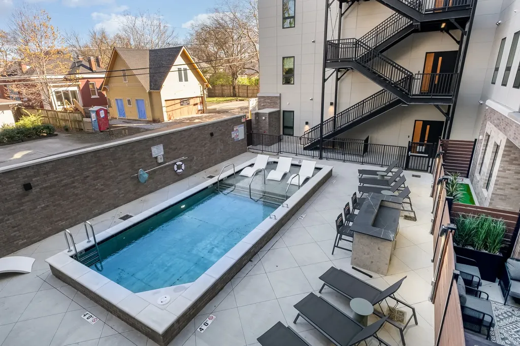 1014 16th Ave, S Nashville TN 37212