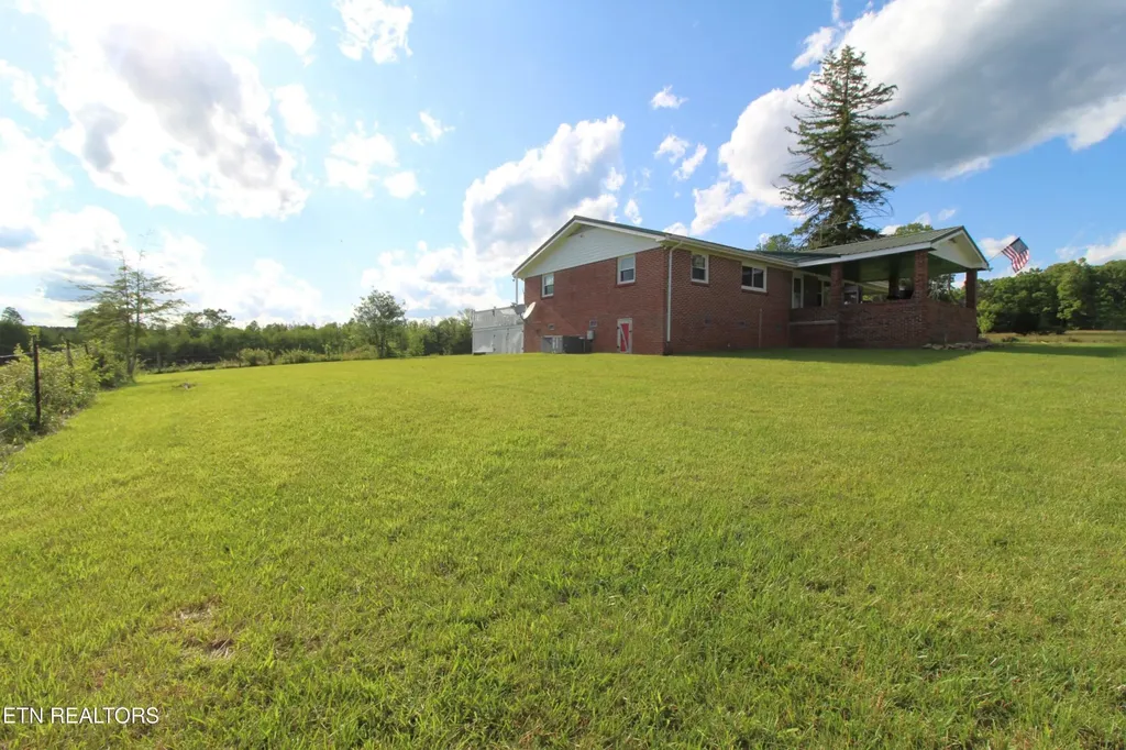 1038 Newton Lane Crossville TN 38572