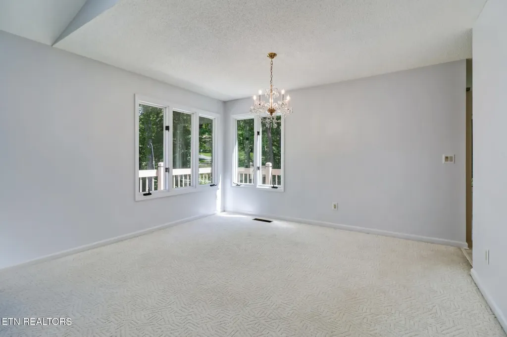 116 Rolling Green Drive Crossville TN 38558