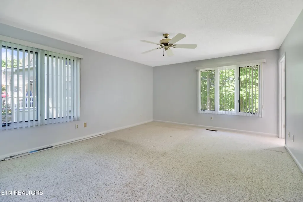 116 Rolling Green Drive Crossville TN 38558