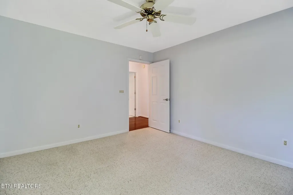 116 Rolling Green Drive Crossville TN 38558
