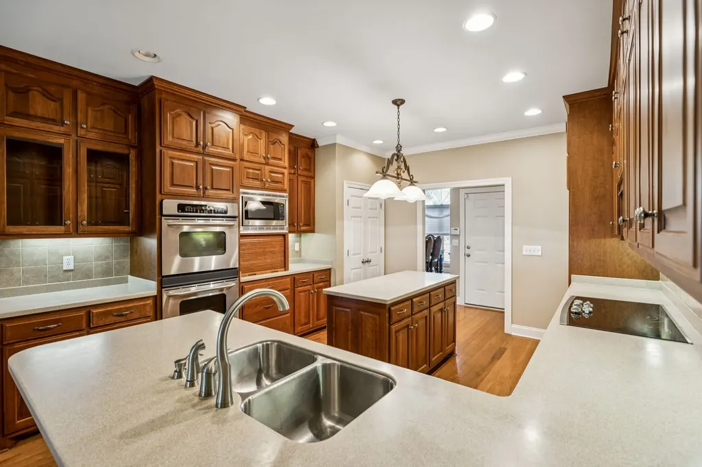 142 Heritage Circle Manchester TN 37355