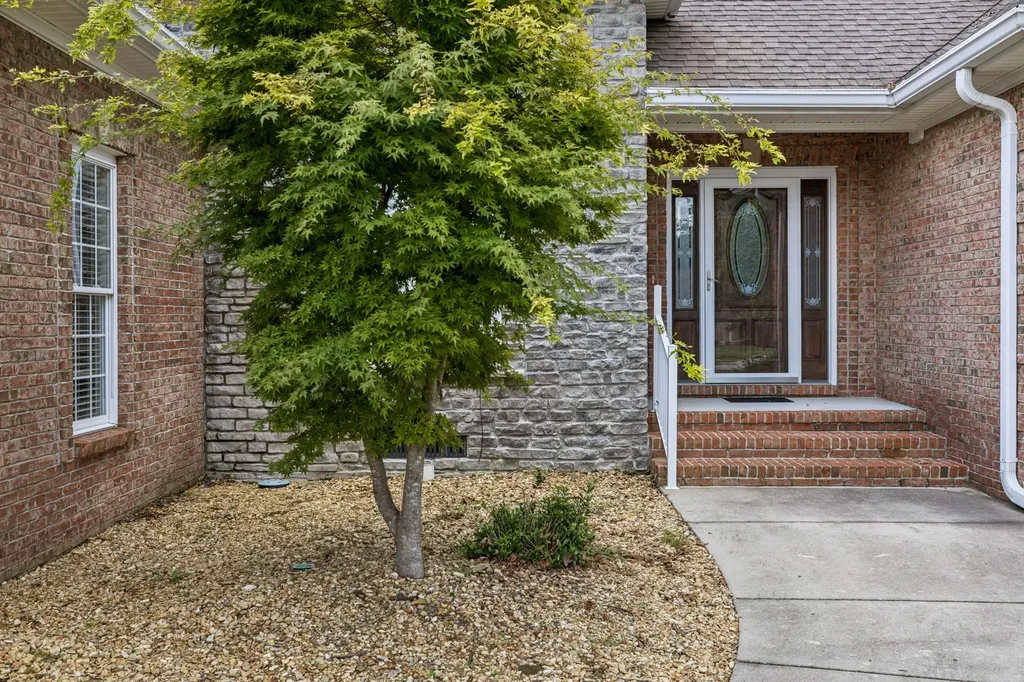 142 Heritage Circle Manchester TN 37355