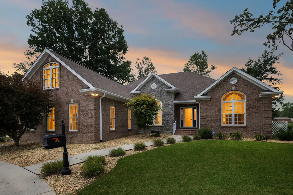 142 Heritage Circle Manchester TN 37355
