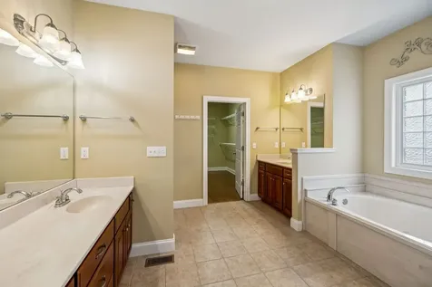 142 Heritage Circle Manchester TN 37355