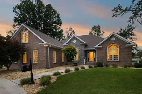 142 Heritage Circle Manchester TN 37355