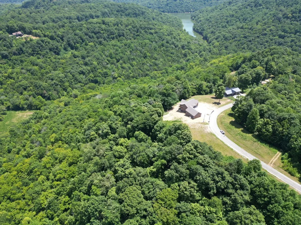0 S Hunter Landing Lane Smithville TN 37166