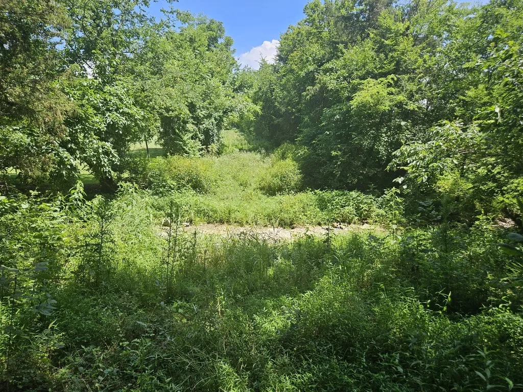 3720 SE Tater Peeler Road Lebanon TN 37090
